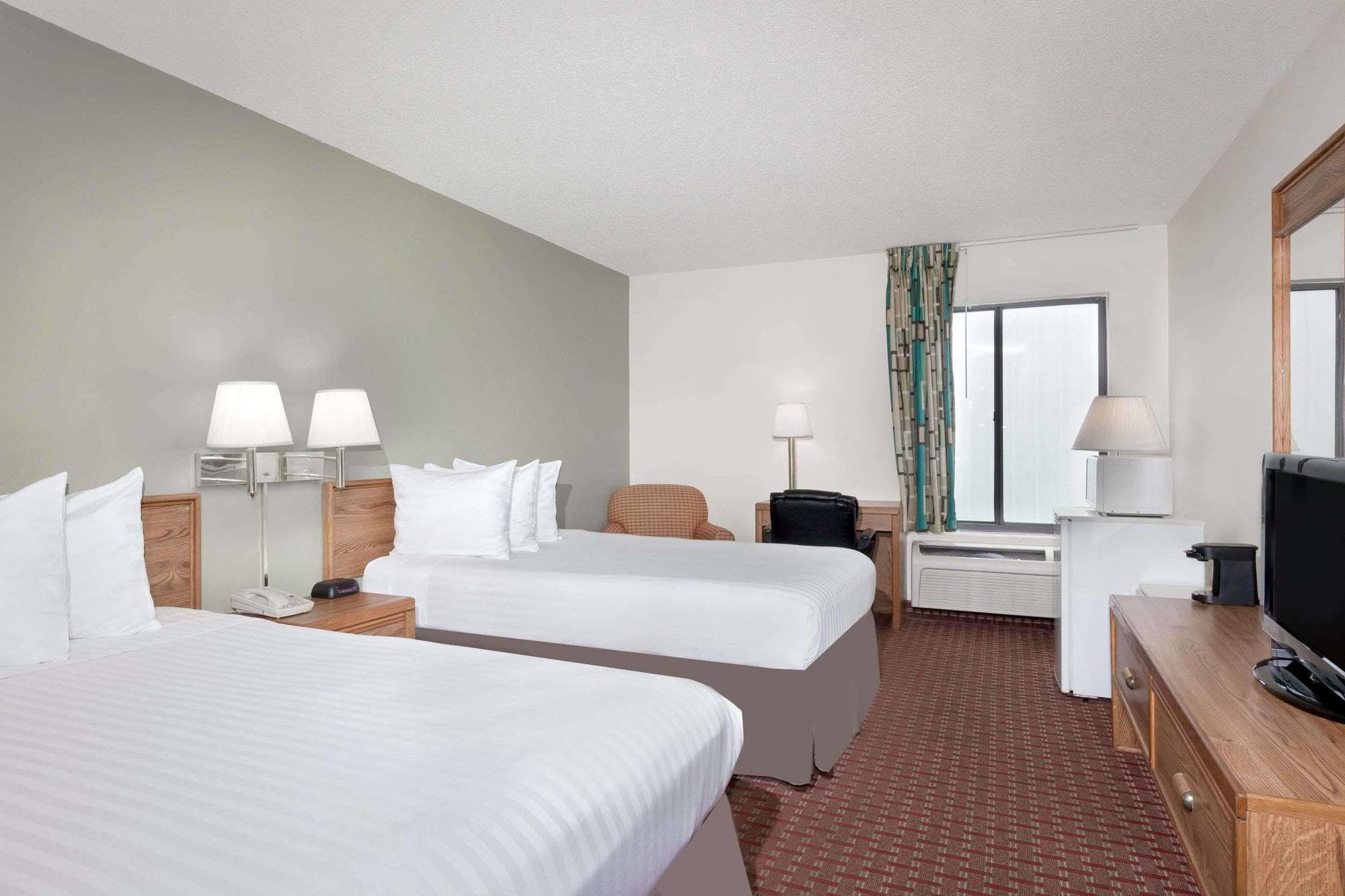 Howard Johnson By Wyndham Scott Lafayette Exteriör bild