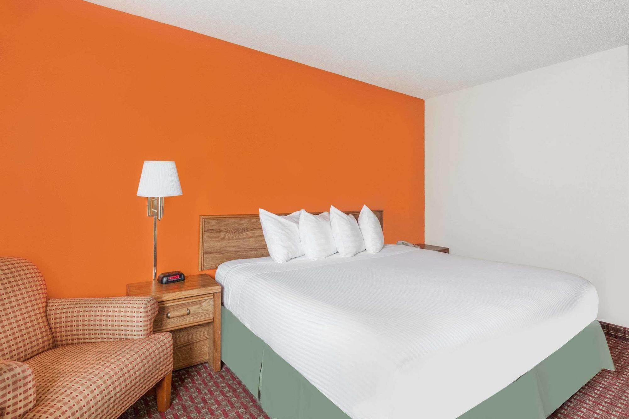 Howard Johnson By Wyndham Scott Lafayette Exteriör bild