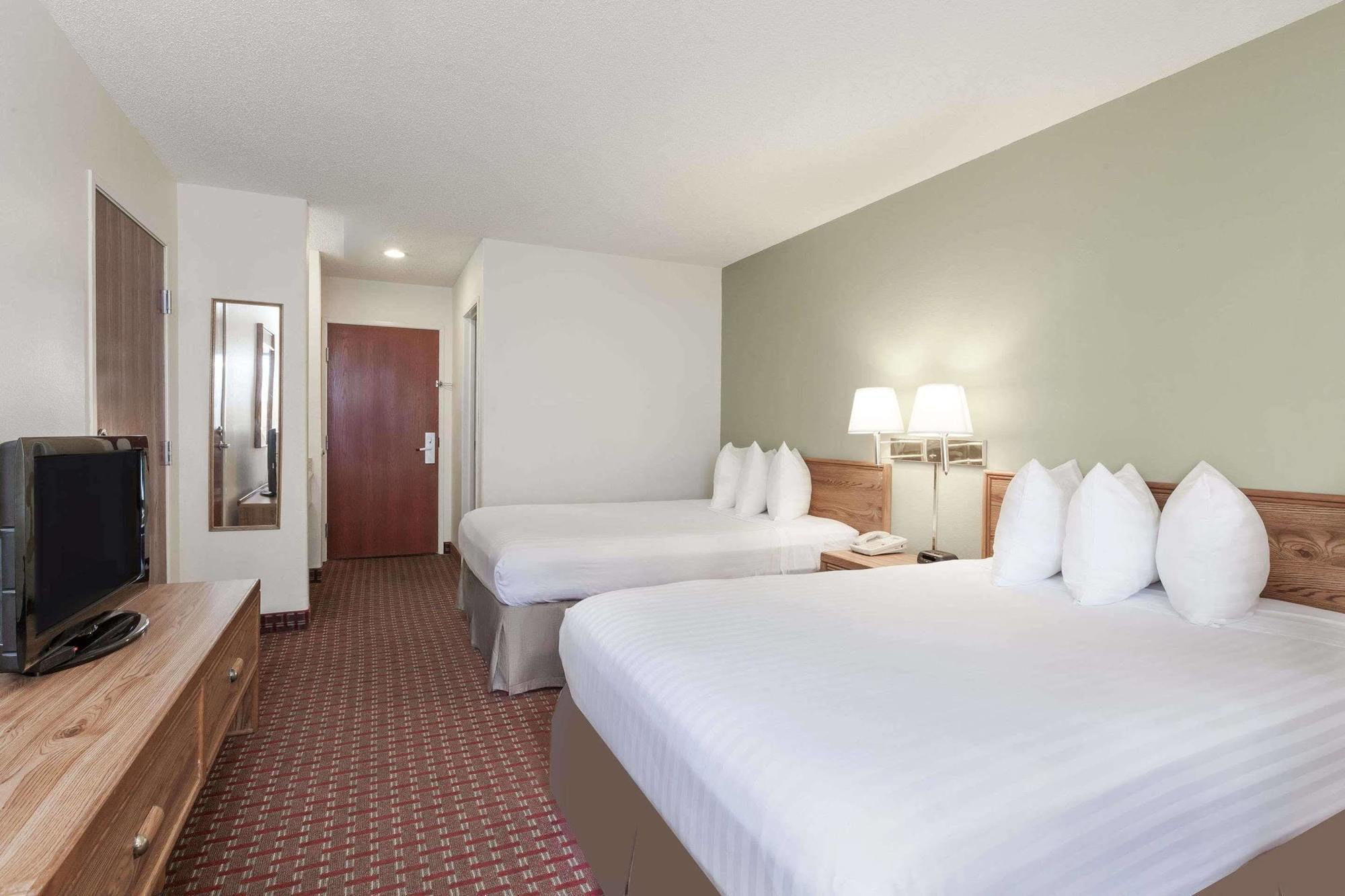 Howard Johnson By Wyndham Scott Lafayette Exteriör bild